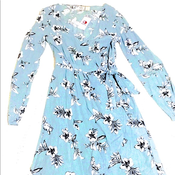 🆕Pretty Hi•Low Floral Wrapped Long Sleeves Dress - Picture 5 of 15